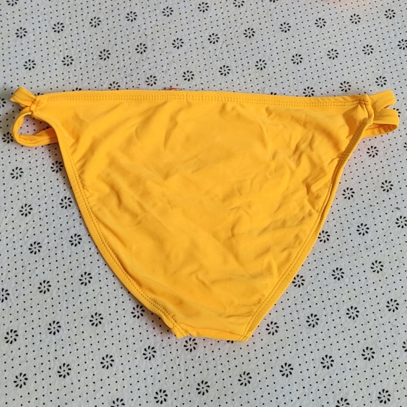 Tahiti Push up Halter Top Bikini Set Size Medium - Picture 4 of 10